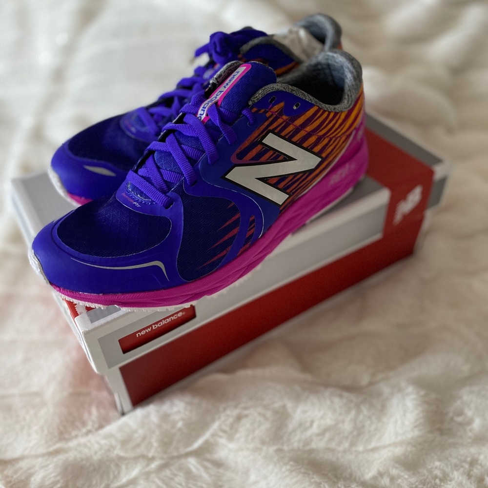New Balance 1400v4 Azalea/Black Size 8